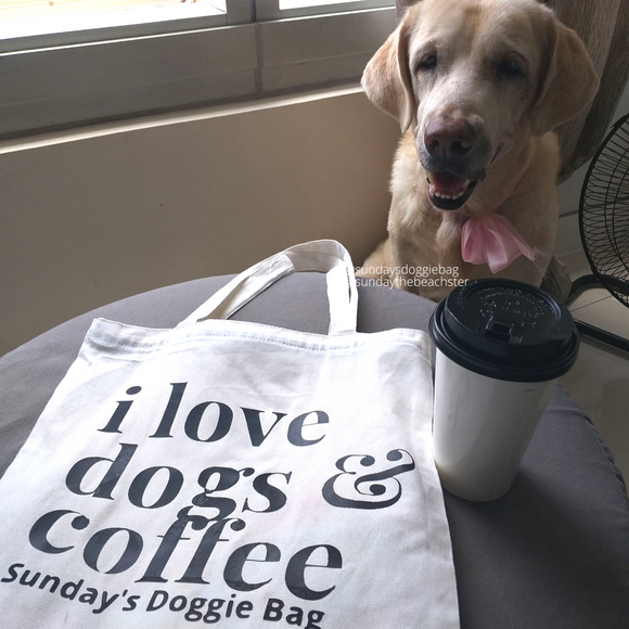 I love dogs & coffee tote bag